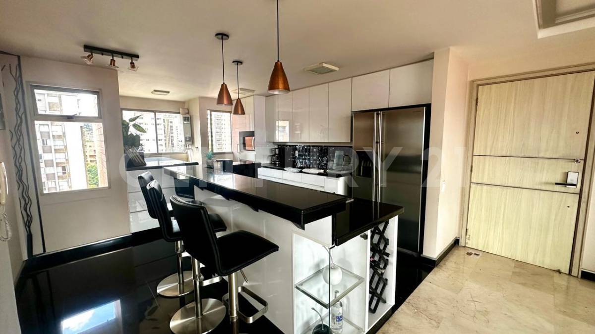 Apartamento en venta en Lalinde, Medellín · foto 4 de 21