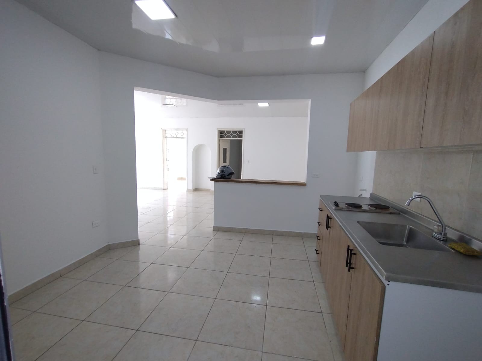 Apartamento de 1 habitación en arriendo en Medellín — imagen 1 de 16