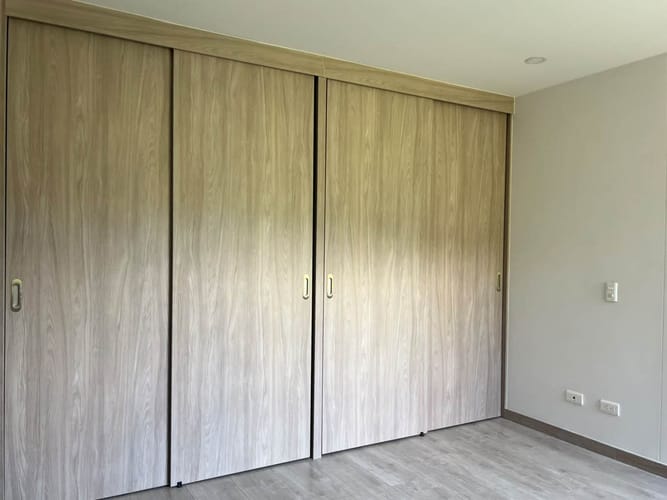 Apartamento de 3 alcobas en venta en Las Palmas, Envigado, 73 m² · foto 13 de 16