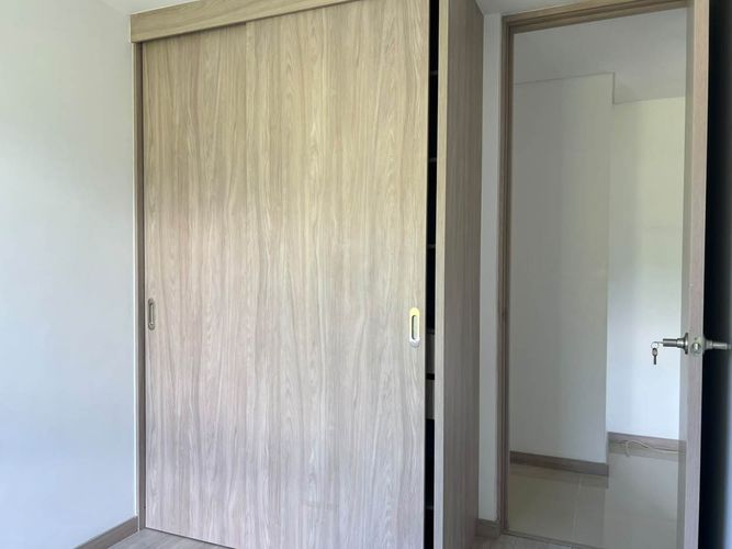 Apartamento de 3 alcobas en venta en Las Palmas, Envigado, 73 m² · foto 9 de 16