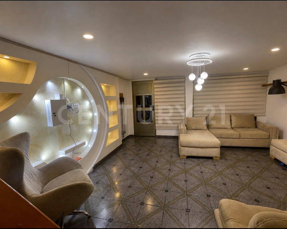 Casa en venta en San Eusebio, Bogotá · foto 2 de 18