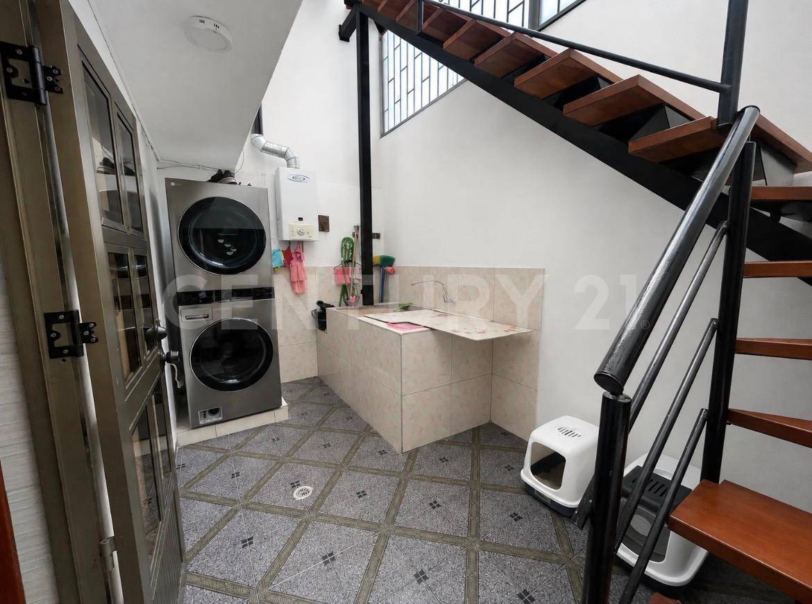Casa en venta en San Eusebio, Bogotá · foto 4 de 18
