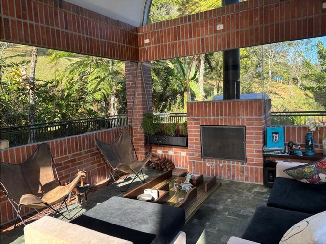 Finca en venta en El Higueron, Rionegro, 250 m² · foto 3 de 24