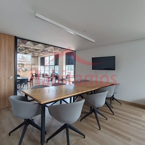 Oficina en arriendo en Los Colores, Medellín, 8 m² · foto 5 de 9