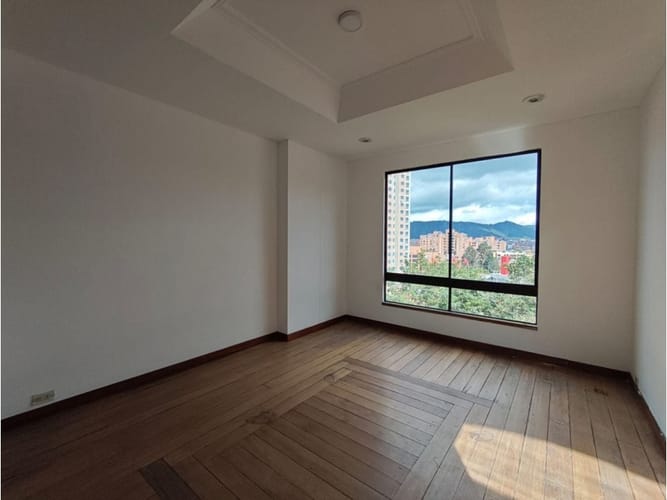 Apartamento de 4 alcobas en venta en Altos De Suba, Bogotá, 151 m² · foto 5 de 15