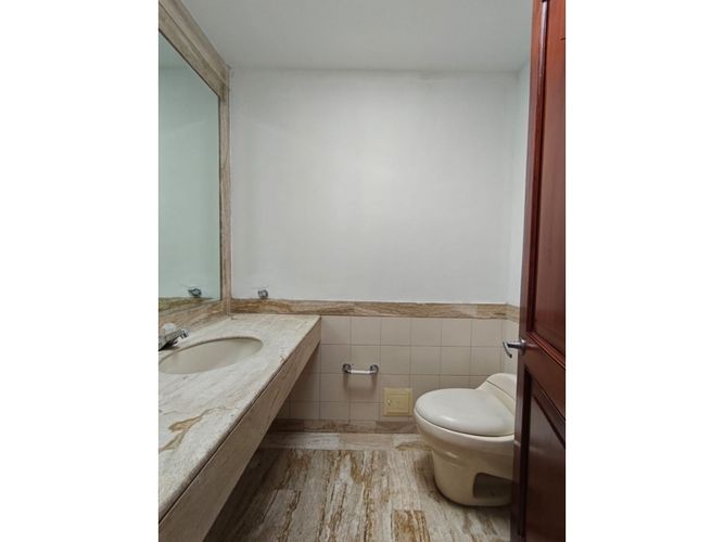 Apartamento de 4 alcobas en venta en Altos De Suba, Bogotá, 151 m² · foto 10 de 15