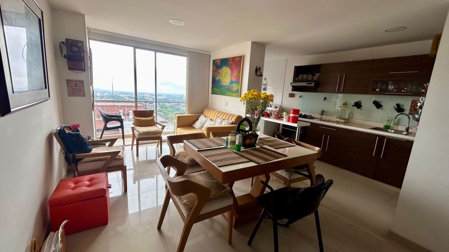 Apartamento de 3 alcobas en venta en Piedra Pintada, Ibagué, 93 m² · foto 2 de 15