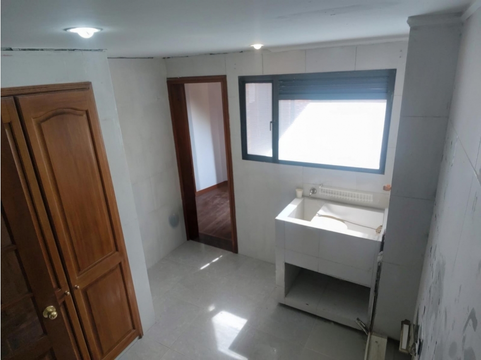Apartamento en venta en Santa Ana Oriental, Bogotá · foto 7 de 24