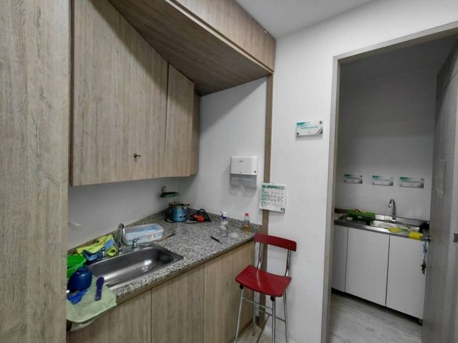 Oficina en arriendo en El Poblado, Medellín, 73 m² · foto 7 de 16