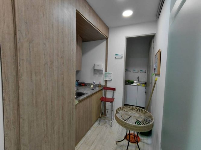 Oficina en arriendo en El Poblado, Medellín, 73 m² · foto 10 de 16