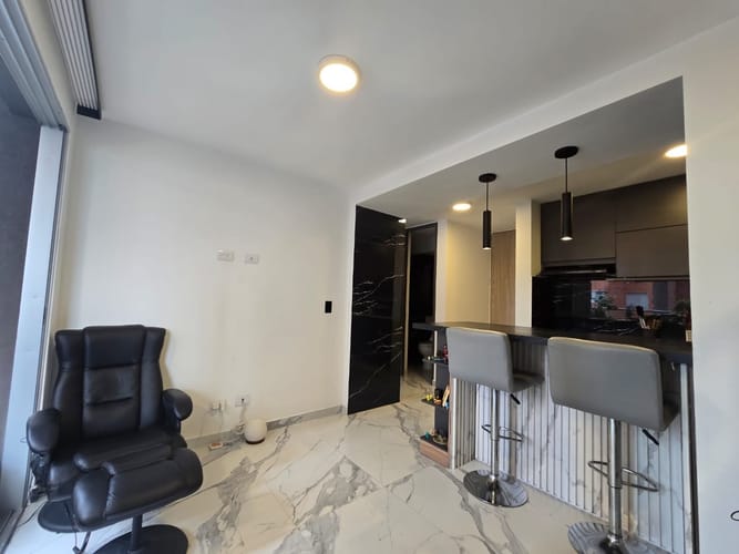 Apartamento en venta en Villa Del Parque, Medellín · foto 3 de 12