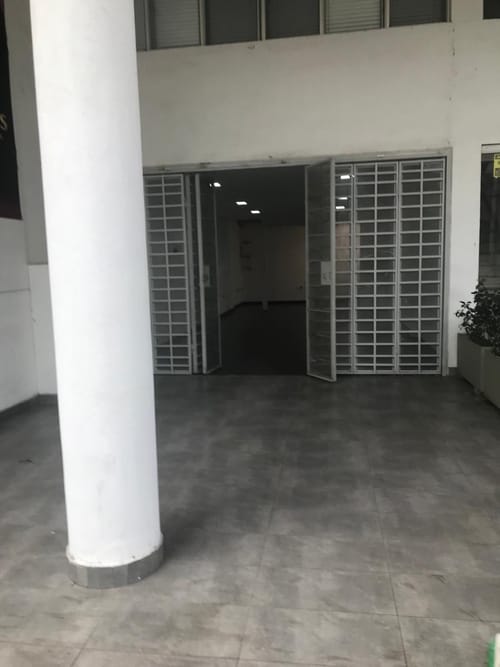 Local en arriendo en Santa Monica, Cali, 41 m² · foto 8 de 11