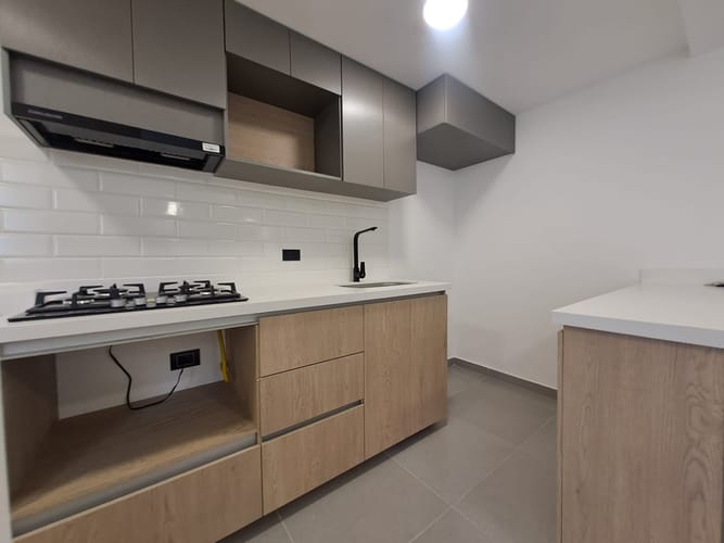 Apartamento de 2 alcobas en arriendo en Loma De San Jose, Sabaneta, 56 m² · foto 6 de 12
