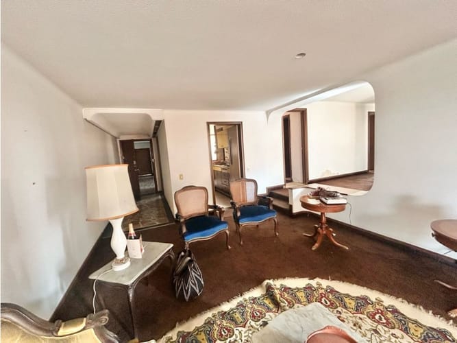Apartamento de 3 alcobas en venta en La Cabrera, Bogotá, 116 m² · foto 3 de 12