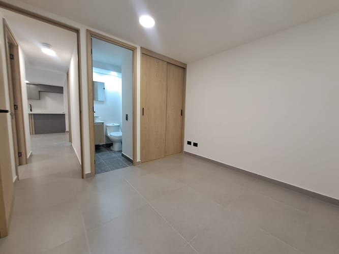 Apartamento de 2 alcobas en arriendo en Loma De San Jose, Sabaneta, 56 m² · foto 8 de 12