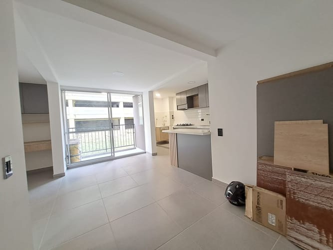 Apartamento de 2 alcobas en arriendo en Loma De San Jose, Sabaneta, 56 m² · foto 4 de 12