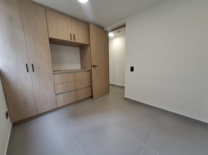 Apartamento de 2 alcobas en arriendo en Loma De San Jose, Sabaneta, 56 m² · foto 9 de 12