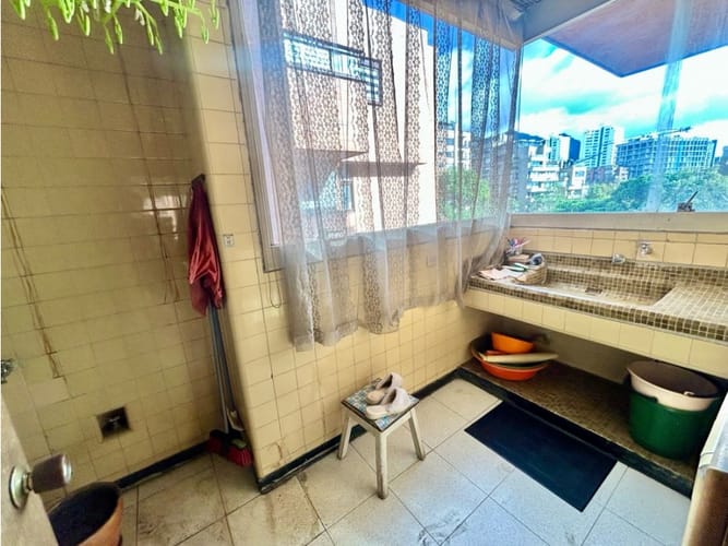 Apartamento de 3 alcobas en venta en La Cabrera, Bogotá, 116 m² · foto 10 de 12