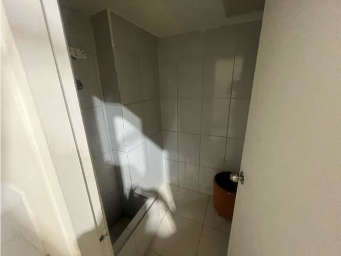 Local en arriendo en Alcala, Envigado, 420 m² · foto 3 de 13