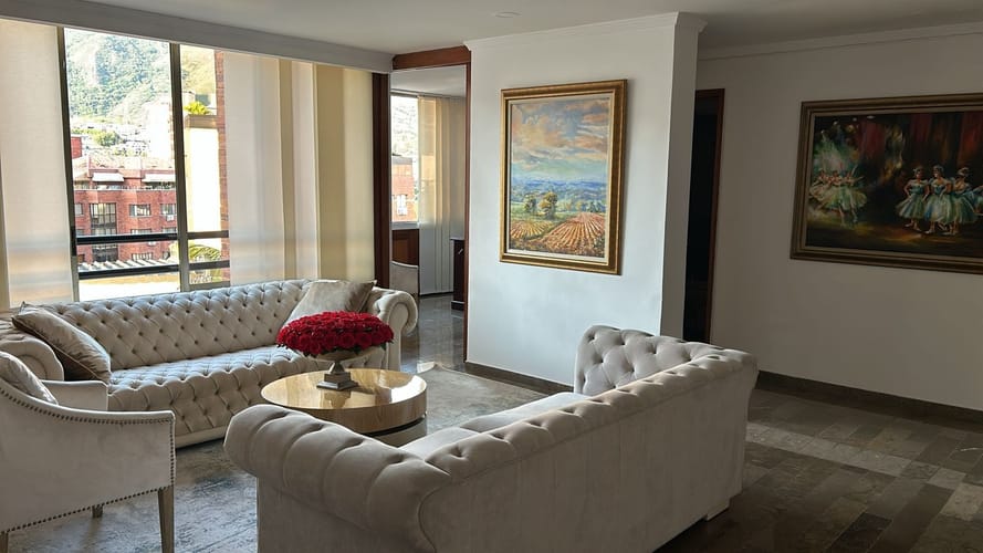 Apartamento de 4 alcobas en venta en Santa Teresita, Cali, 176 m² · foto 1 de 13