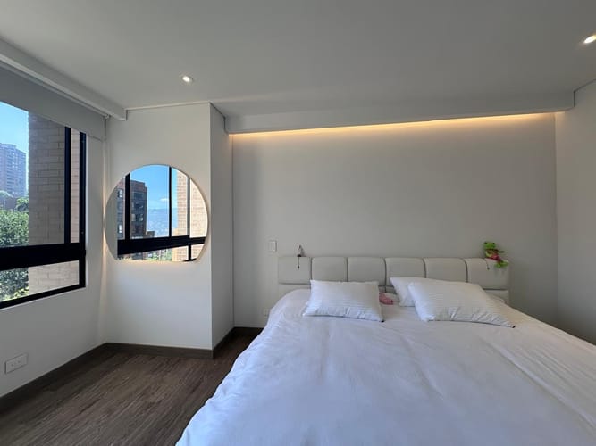Apartamento de 2 alcobas en arriendo en El Poblado, Medellín, 95 m² · foto 11 de 19