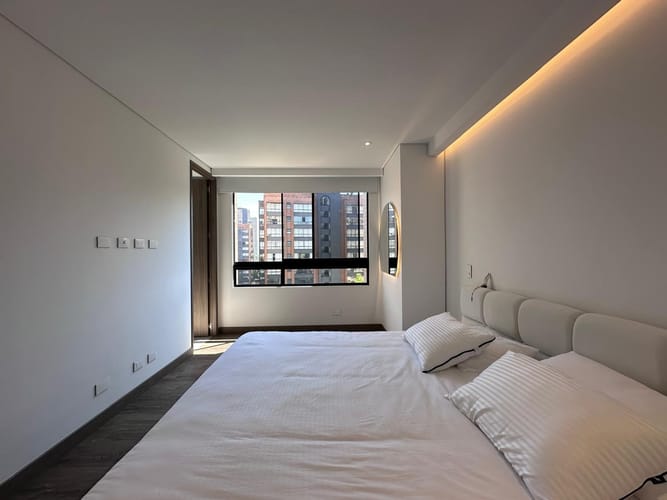 Apartamento de 2 alcobas en arriendo en El Poblado, Medellín, 95 m² · foto 12 de 19