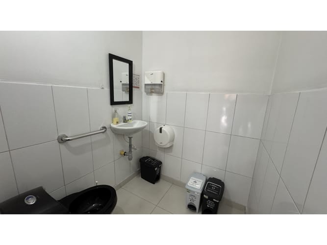 Local en venta en Calle Del Banco, Sabaneta, 76 m² · foto 4 de 11