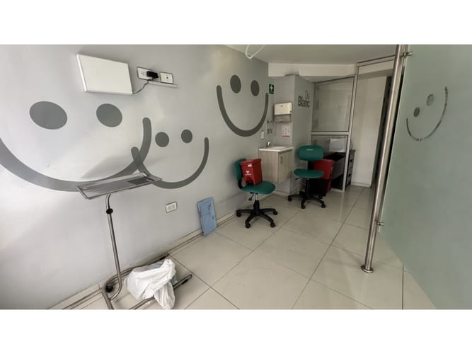 Local en venta en Calle Del Banco, Sabaneta, 76 m² · foto 6 de 11