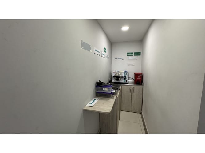 Local en venta en Calle Del Banco, Sabaneta, 76 m² · foto 8 de 11