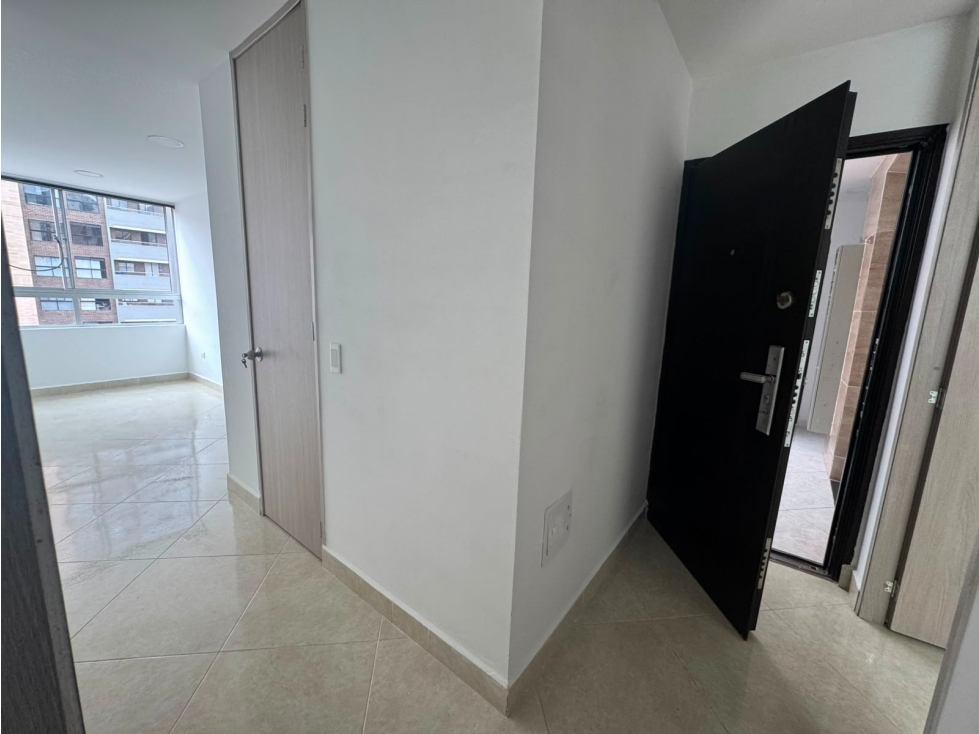 Apartamento en venta en Monteazul, Sabaneta · foto 5 de 10