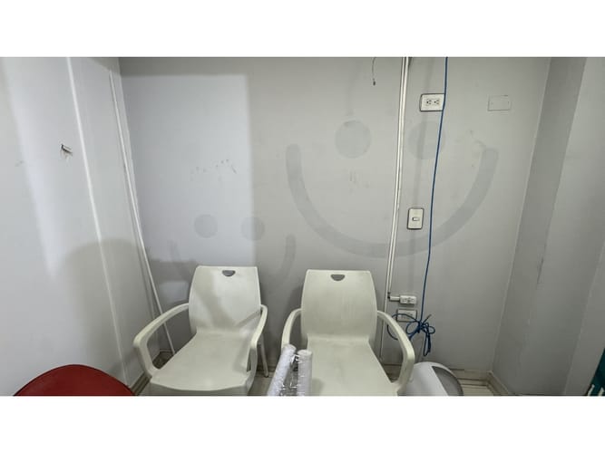 Local en venta en Calle Del Banco, Sabaneta, 76 m² · foto 10 de 11