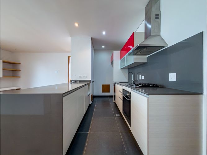 Apartamento en venta en Chico Norte, Bogotá · foto 3 de 24