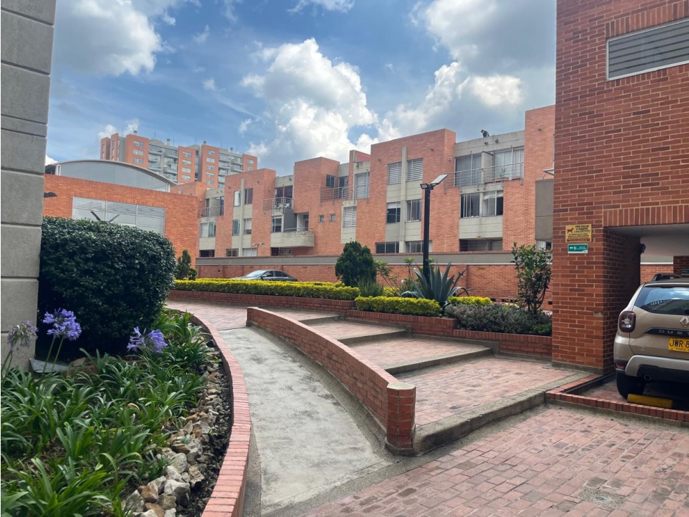 Apartamento en venta en Alameda, Bogotá · foto 4 de 14