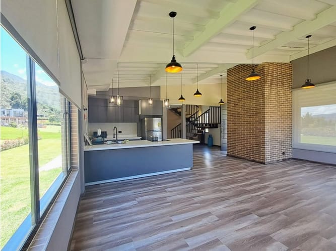 Casa de 3 alcobas en venta en Centro, Sopó, 162 m² · foto 2 de 23