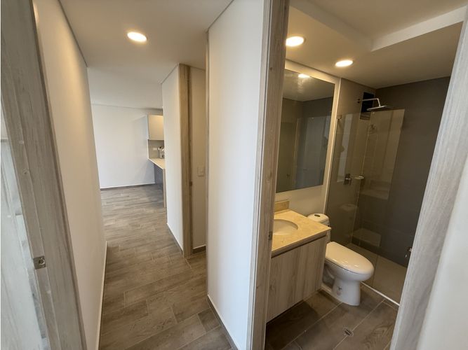 Apartamento en venta en Cr.La Castellana, Barranquilla · foto 8 de 24
