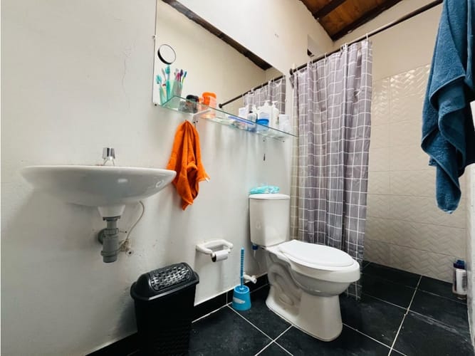 Casa de 6 alcobas en venta en Cabañas, Bello, 250 m² · foto 7 de 16