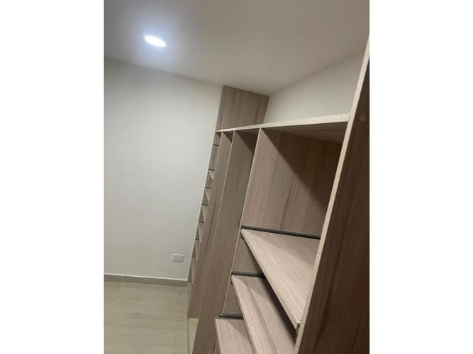 Casa de 5 alcobas en venta en La Hacienda, Cali, 160 m² · foto 10 de 24