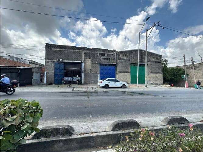 Bodega en venta en Juan Mina, Barranquilla, 133 m² · foto 2 de 24