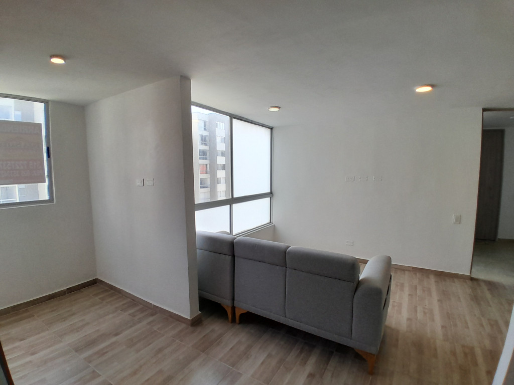 Apartamento en arriendo en Ciudad Mallorquin, Barranquilla · foto 2 de 14