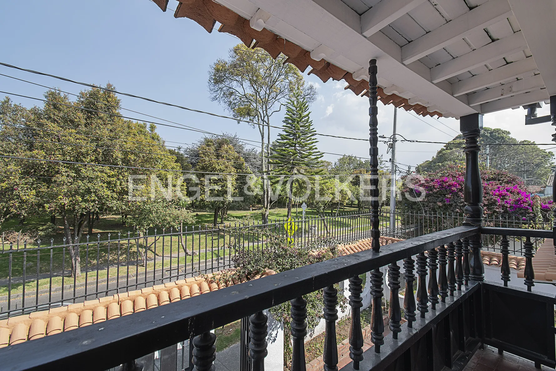Casa en venta en Las Villas, Bogotá · foto 8 de 24
