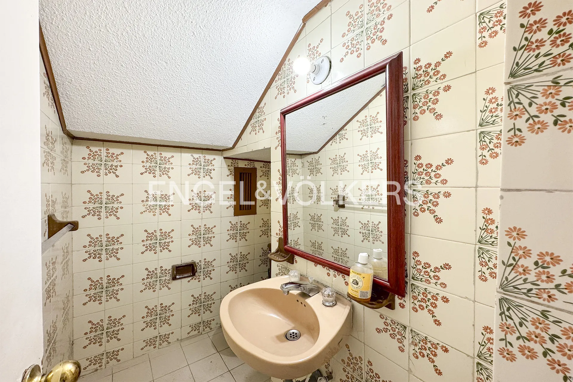 Casa en venta en Las Villas, Bogotá · foto 3 de 24