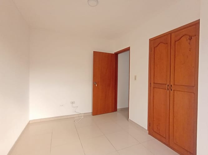 Apartamento de 3 alcobas en venta en La America, Medellín, 89 m² · foto 13 de 18