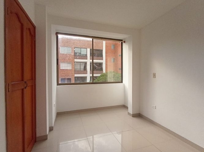 Apartamento de 3 alcobas en venta en La America, Medellín, 89 m² · foto 12 de 18