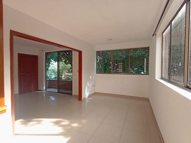 Apartamento de 3 alcobas en venta en La America, Medellín, 89 m² · foto 2 de 18