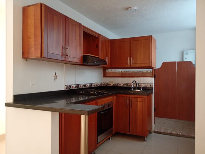 Apartamento de 3 alcobas en venta en La America, Medellín, 89 m² · foto 8 de 18