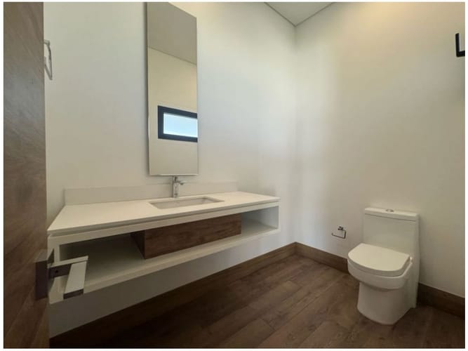 Casa de 3 alcobas en venta en Pantanillo, Envigado, 413 m² · foto 4 de 7