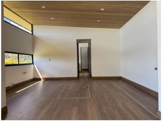 Casa de 3 alcobas en venta en Pantanillo, Envigado, 413 m² · foto 7 de 7