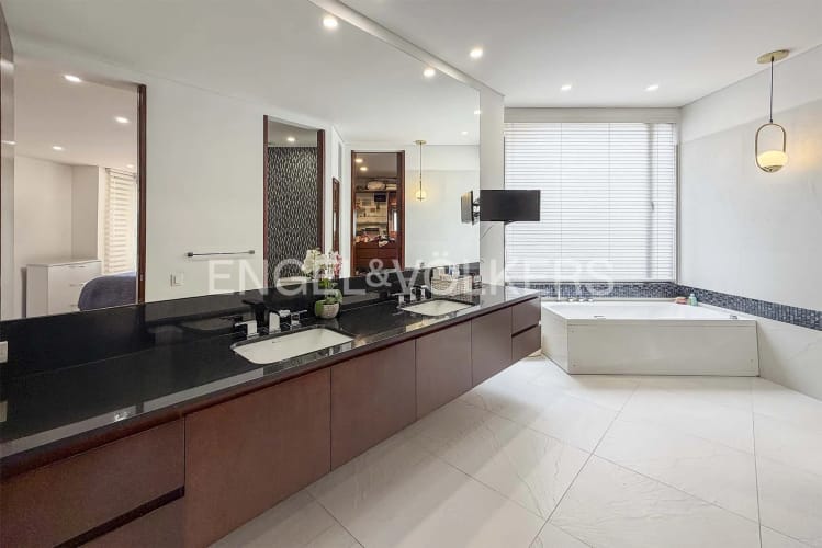 Apartamento de 3 alcobas en venta en Cerros De Niza, Bogotá, 274 m² · foto 15 de 20
