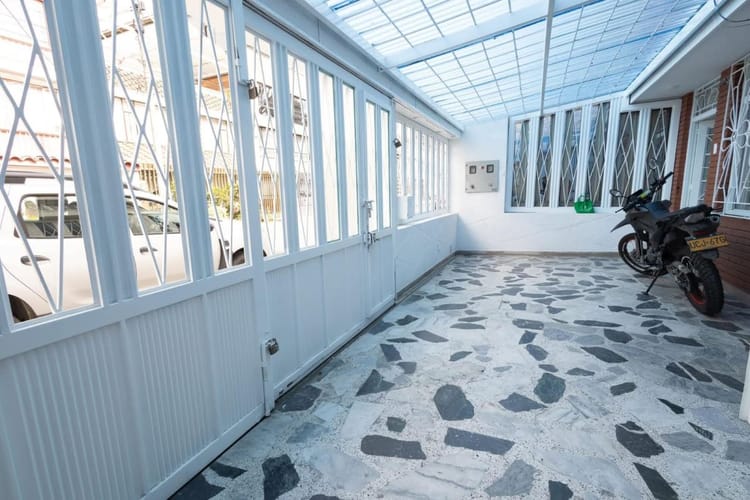 Casa de 6 alcobas en venta en Remanso Sur, Bogotá, 149 m² · foto 11 de 11