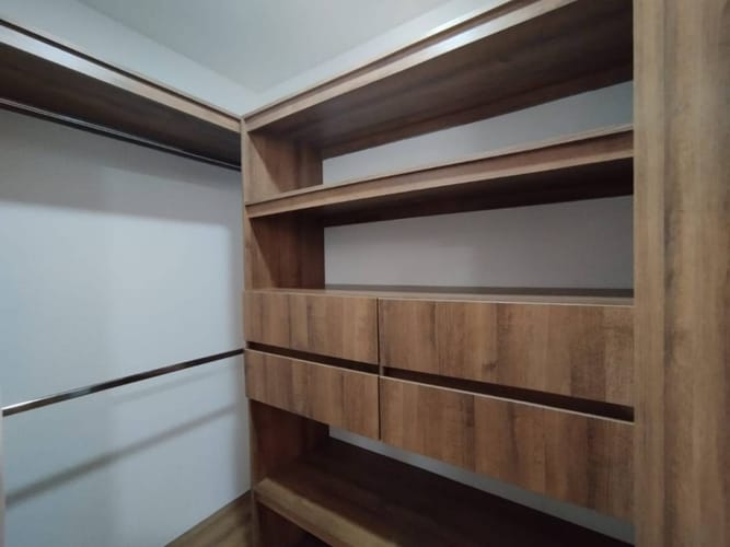 Apartamento de 3 alcobas en arriendo en Santa Maria De Los Angeles, Medellín, 205 m² · foto 19 de 24